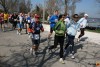 V. Tóparti Futóparti, Gárdony (2010. április 3.) A rajt után néhány száz méterrel Dénessel.(Jé! dildi+blu is a képen!)